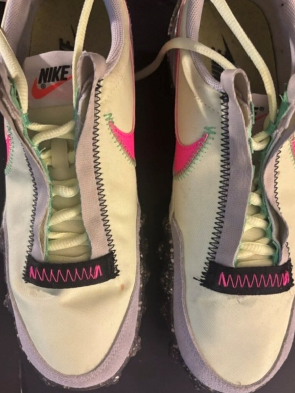 NIKE Women's Waffle Racer Crater